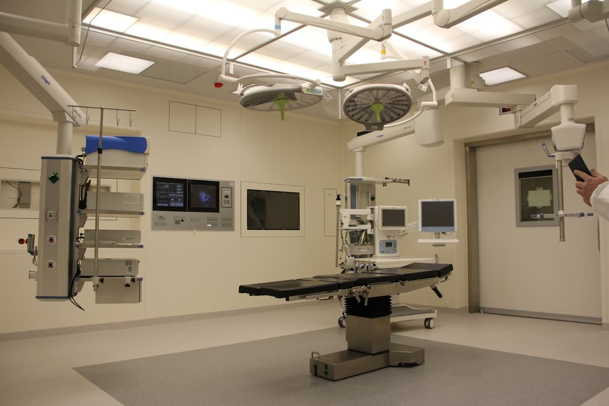 Cardiac monitor and vital signs telemetry for home ICU setup in Bhopal